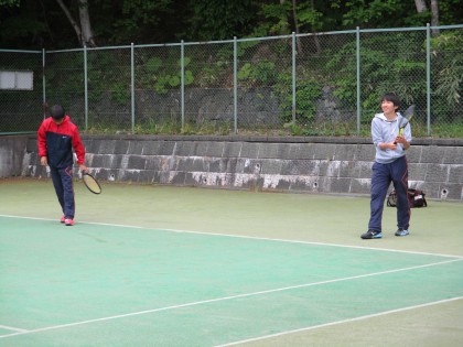 大会前の調整をします。（もみじ台公園にて）２